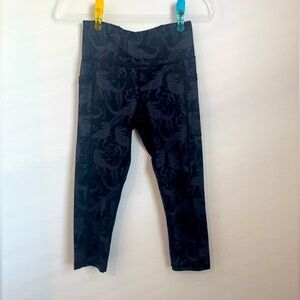 Constantly Varied Gear Crop Pocket Leggings